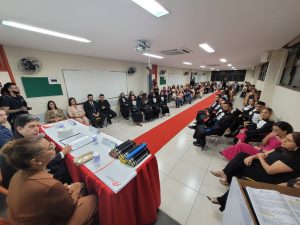 Formandos de sete cursos colam grau